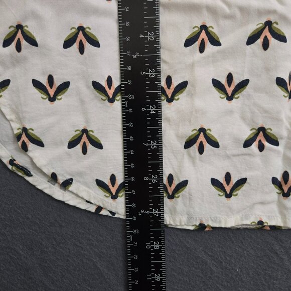 Ann Taylor LOFT Women MP White Oversized Popover Bug Print Blouse Top 1/4 Button - Picture 10 of 13